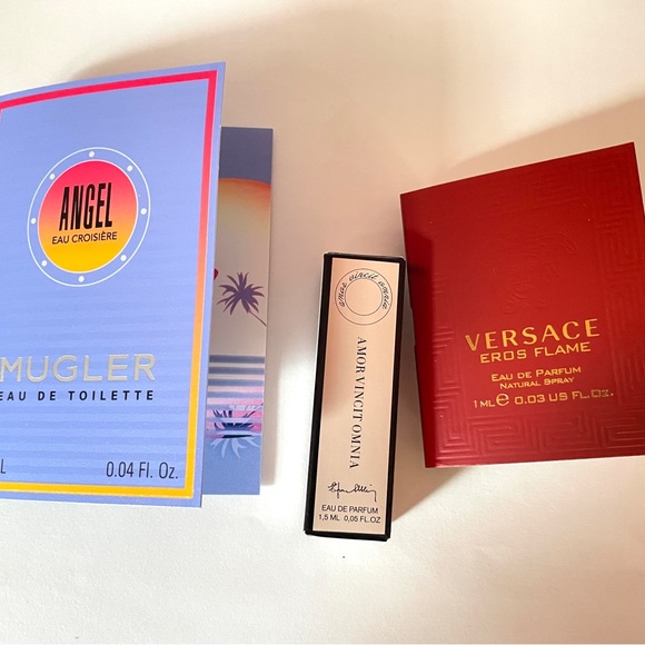 3 pc bundle mini perfume wallet samples carry on New - Picture 6 of 6